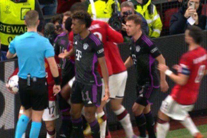 Đá quá gắt, Garnacho khiến Harry Kane nổi quạu - Bóng Đá