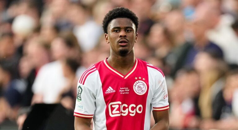 AJAX YOUNGSTER JORREL HATO DREAMS OF ARSENAL TRANSFER - Bóng Đá
