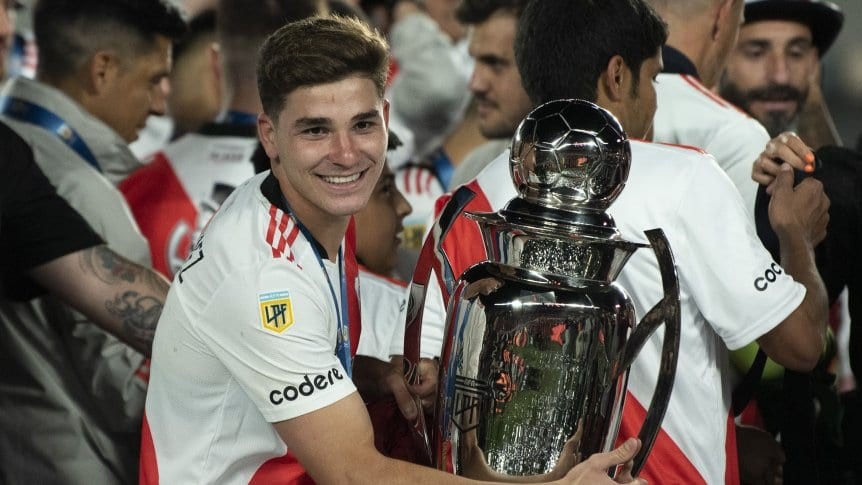 Man Utd attempt to arrange Alvarez meeting - Bóng Đá