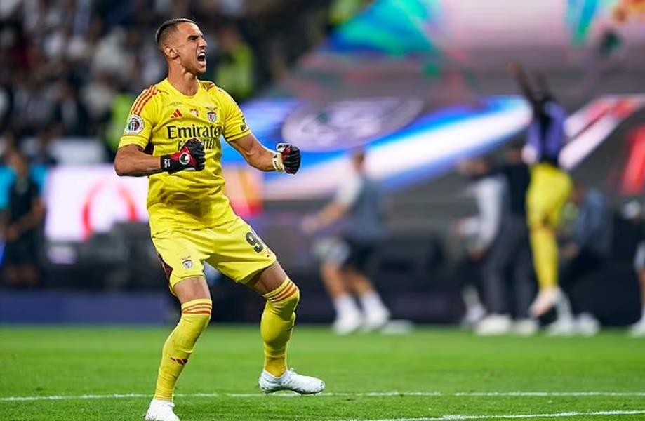 Manchester United approach Benfica over goalkeeper Odysseas Vlachodimos as Erik ten Hag seeks back-up to Andre Onana - Bóng Đá