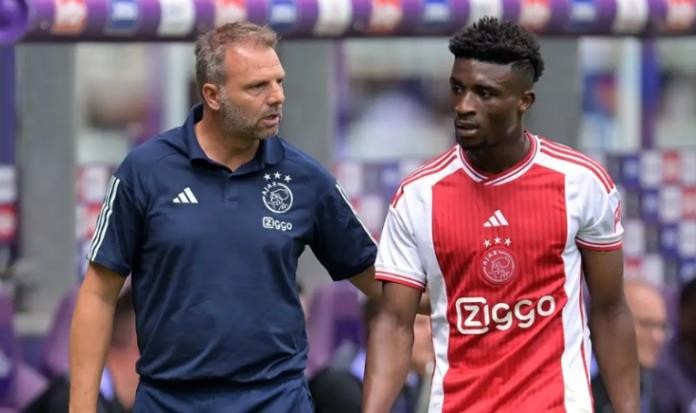 Ajax manager Steijn on Kudus - Bóng Đá