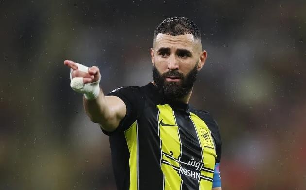 Chelsea respond after being offered Karim Benzema transfer - Bóng Đá
