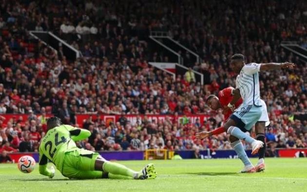 5 điểm nhấn M.U 3-2 Forest: Mở khóa ngôi sao; Từ Zero đến Hero - Bóng Đá