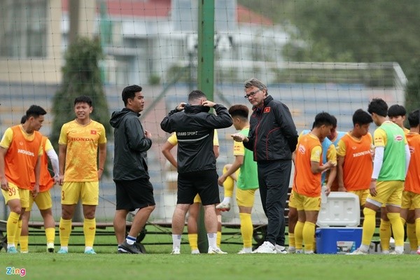 4 cầu thủ U20 Việt Nam lần đầu làm việc với HLV Troussier ở đội U23 - Bóng Đá