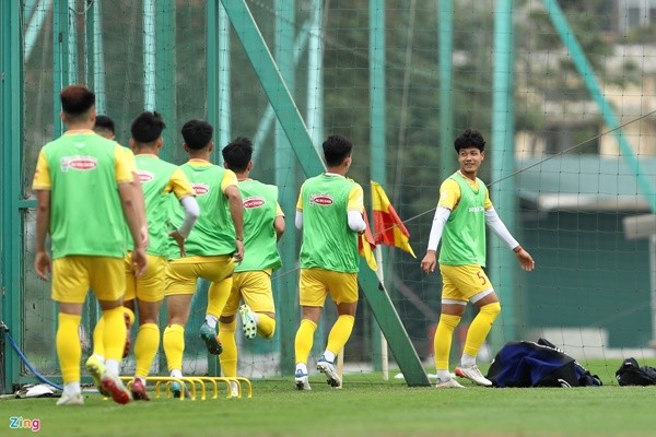 4 cầu thủ U20 Việt Nam lần đầu làm việc với HLV Troussier ở đội U23 - Bóng Đá