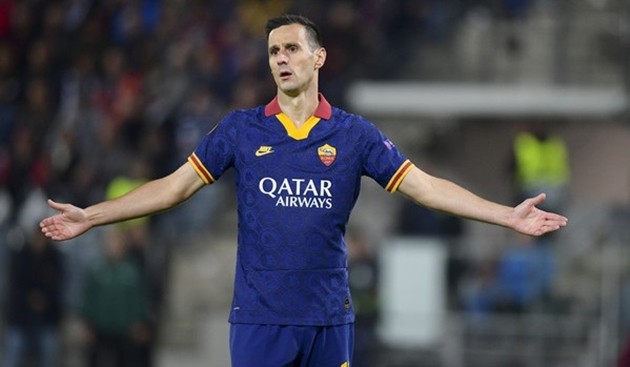 6 tiền đạo đang đứng trước nguy cơ 