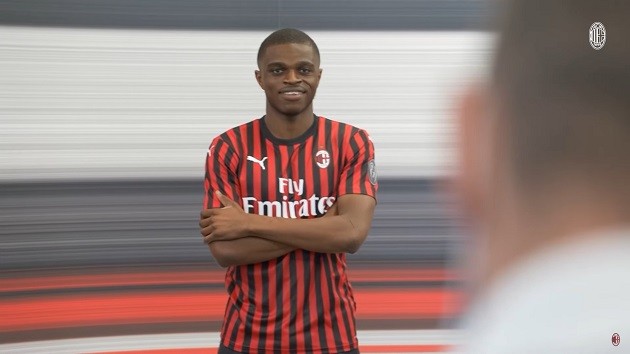 CHÍNH THỨC: Milan mua được hậu vệ phải, ký hợp đồng 5 năm - Bóng Đá