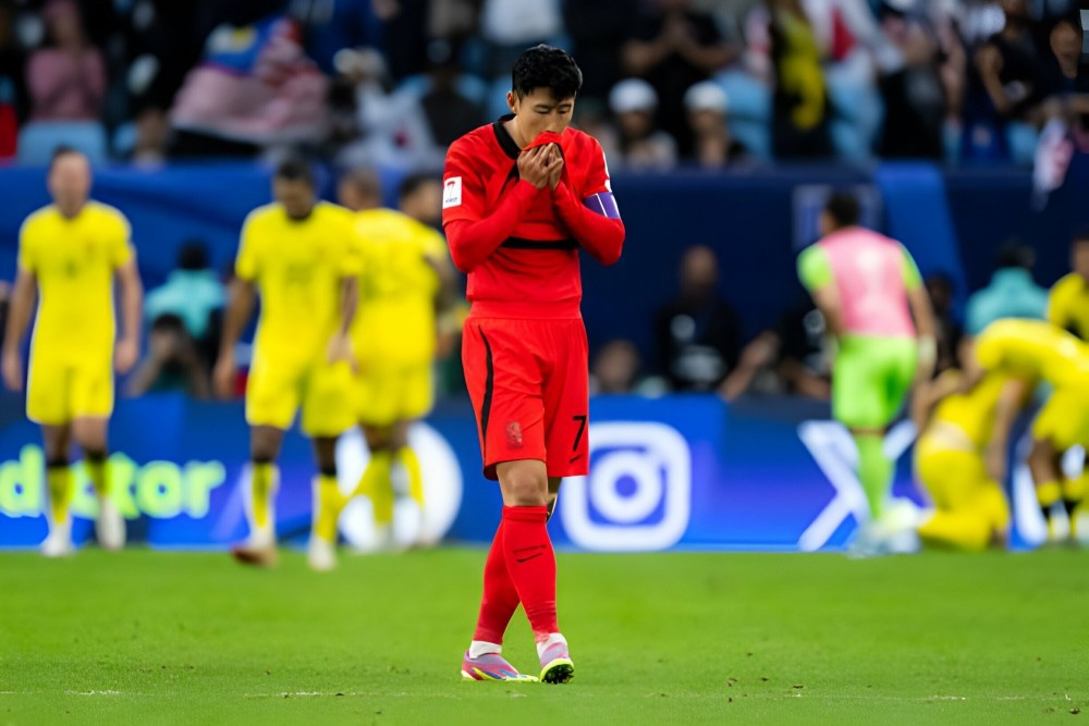Hàn Quốc của Klinsmann “mong manh” trước gió lớn - Bóng Đá