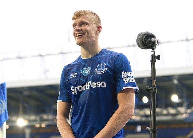 Manchester United 'keeping an eye on Everton's Jarrad Branthwaite' - Bóng Đá