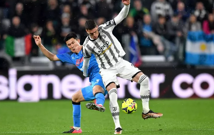 Man City “more likely” than Man United to seal transfer of world class Serie A star - Bóng Đá