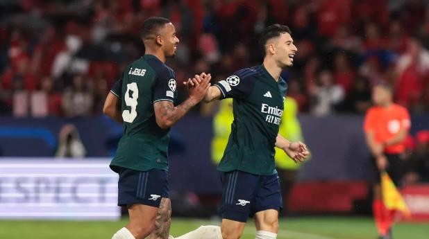 ARSENAL AMONG 'TOP TWO OR THREE' CHAMPIONS LEAGUE TEAMS 'ON ABILITY' AND CAN CHALLENGE MANCHESTER CITY - MICHAEL OWEN - Bóng Đá