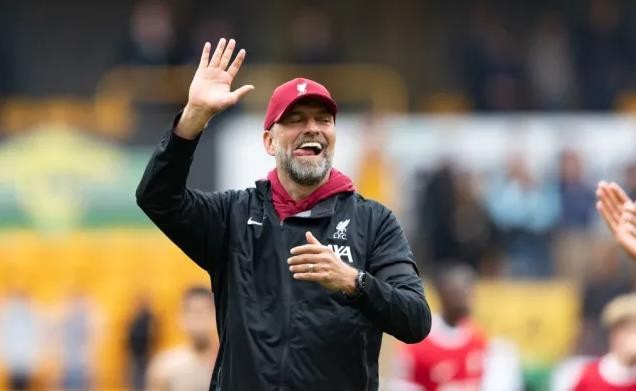 Manchester United legend Peter Schmeichel dismisses ‘vulnerable’ Liverpool’s title chances - Bóng Đá