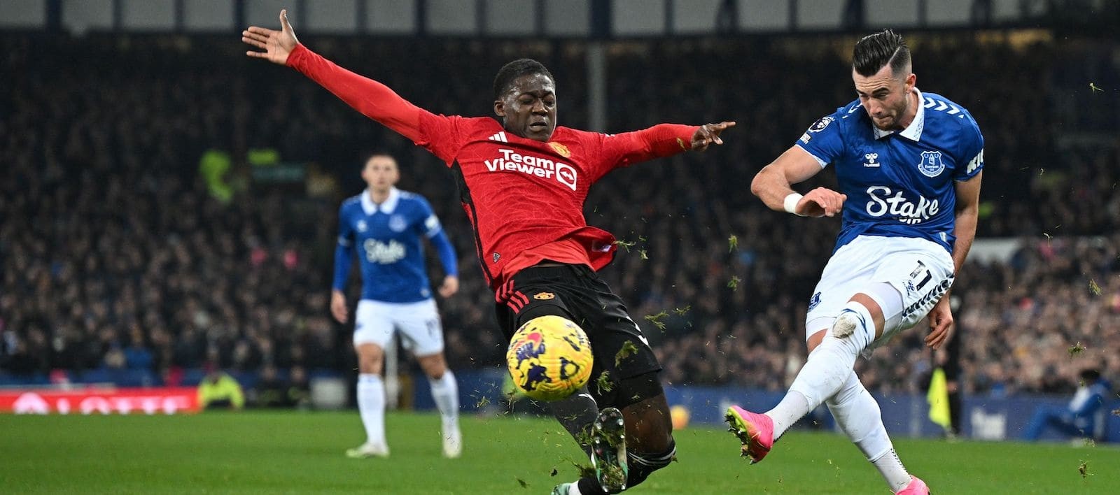 Màn ra mắt quá chất lượng của Kobbie Mainoo - Bóng Đá