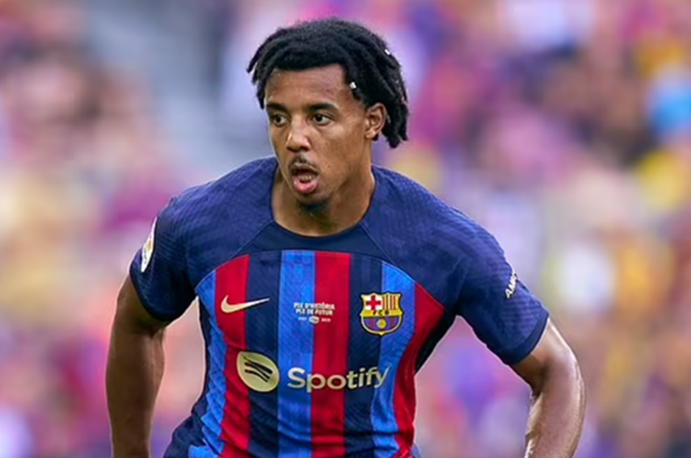 Liverpool 'have made an offer for Jules Kounde but Barcelona are demanding £52m for the France defender' - Bóng Đá