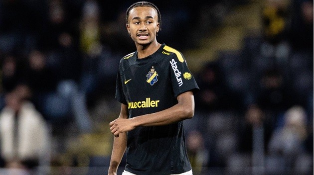 Bayern Munich win the transfer battle for rising teen sensation Jonah Kusi-Asare - Bóng Đá