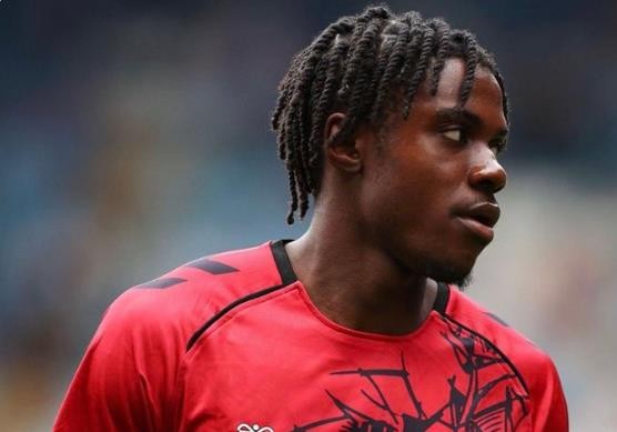 Chelsea have submitted formal bid to Southampton for Roméo Lavia worth £48m fee  - Bóng Đá