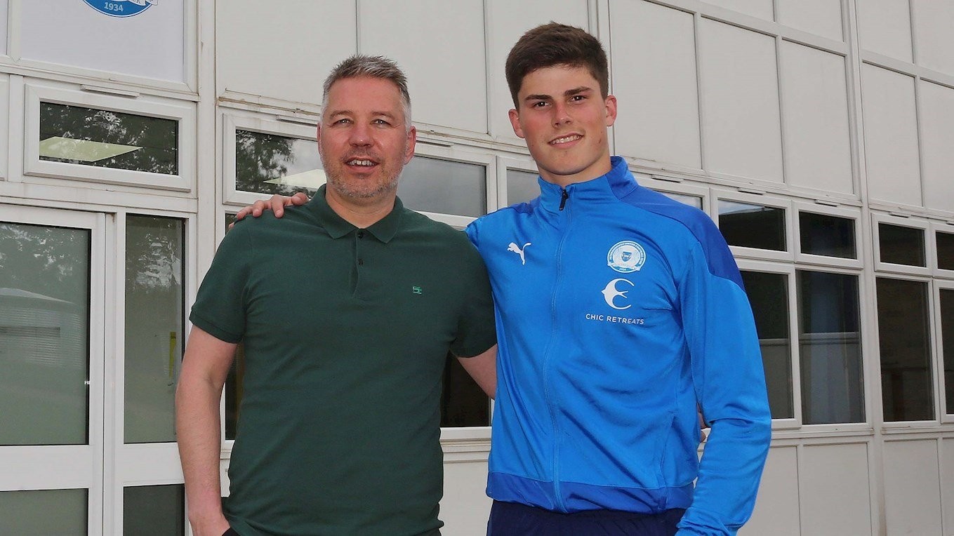 Who is reported Manchester United target Ronnie Edwards? - Bóng Đá