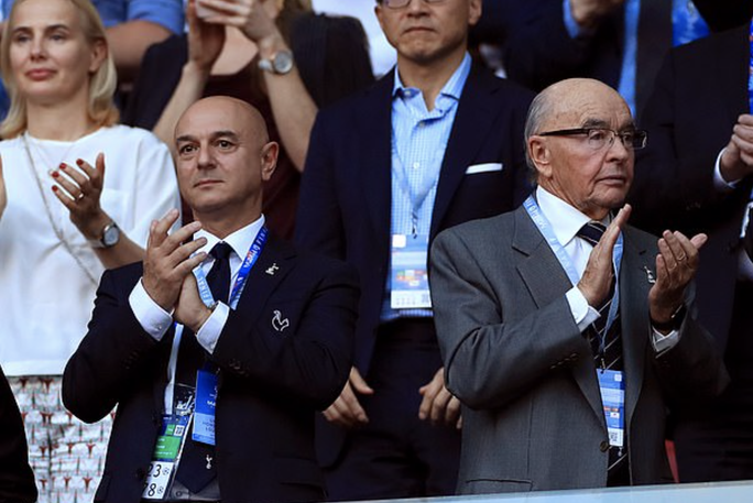 Chủ sở hữu của Tottenham sắp ra tòa vì tội nội gián - Bóng Đá
