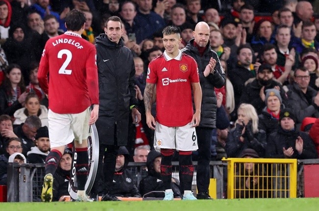 Lisandro Martinez đã khiến Ronaldo phải cảm thấy xấu hổ - Bóng Đá