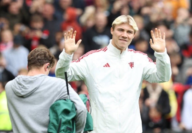 Hojlund - Bóng Đá