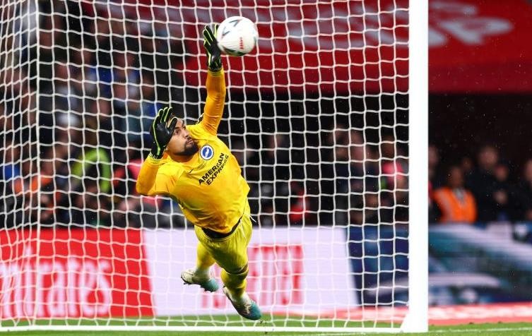 Robert Sanchez  Manchester United identify Andre Onana alternative in Premier League valued at £30m - Bóng Đá