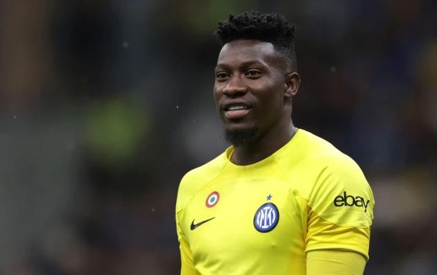 Kevin Trapp Manchester United exploring cheaper alternatives as club can’t afford £50m Andre Onana transfer - Bóng Đá