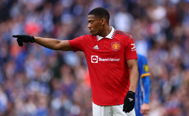 Paul Merson and Chris Sutton are both backing Manchester United to beat Tottenham - Bóng Đá