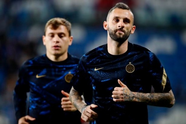 Three defensive midfielders Manchester United could sign for free next summer - Bóng Đá