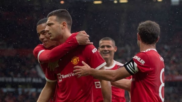 Manchester United tactical change can help unleash dream midfield - Bóng Đá