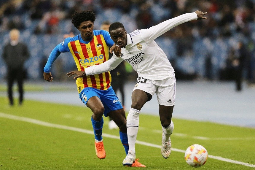 Real Madrid sắp thanh lý thêm 6 cầu thủ - Bóng Đá