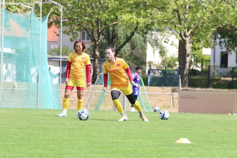 HLV Mai Đức Chung: Tuyển nữ Việt Nam có nhiều đấu pháp cho World Cup - Bóng Đá