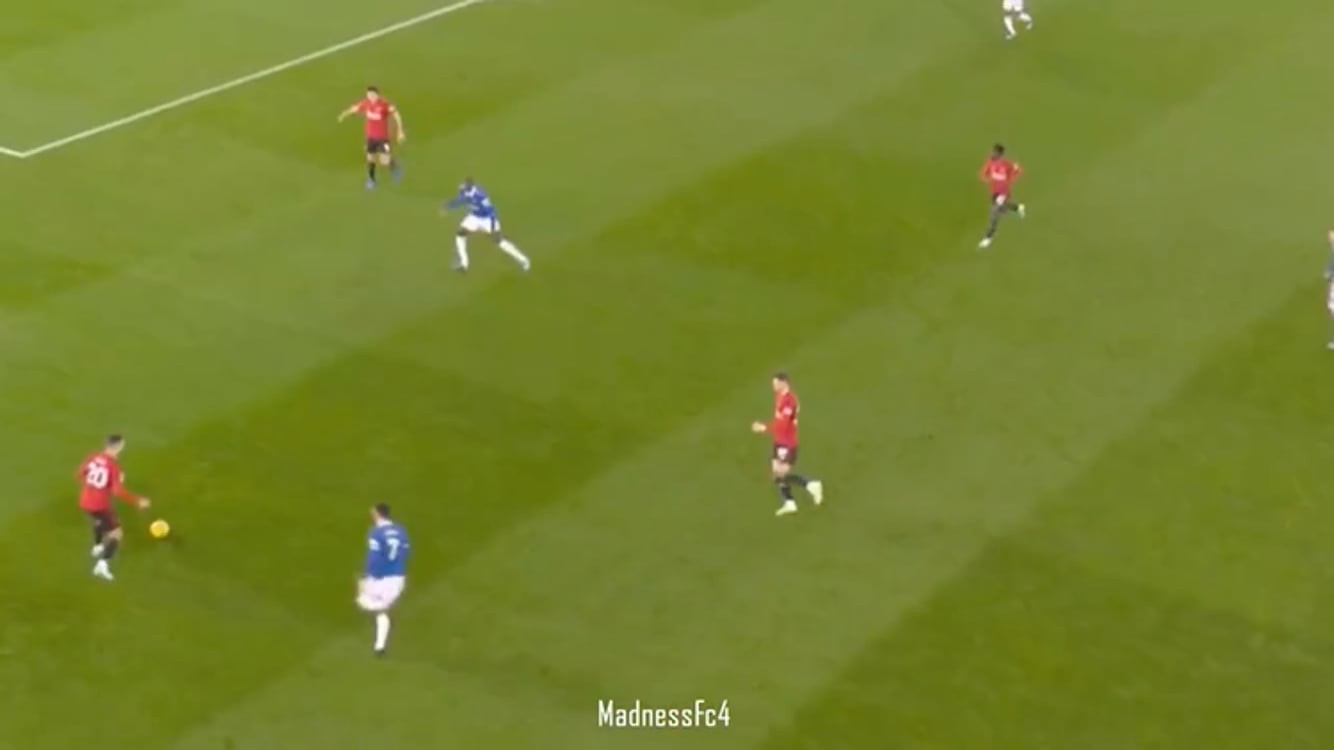 Màn ra mắt quá chất lượng của Kobbie Mainoo - Bóng Đá