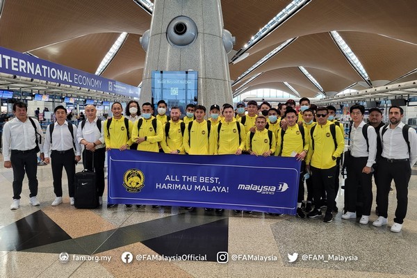Công Phượng “gây bão”; CĐV Malaysia: “Chắc Việt Nam đang sợ” - Bóng Đá