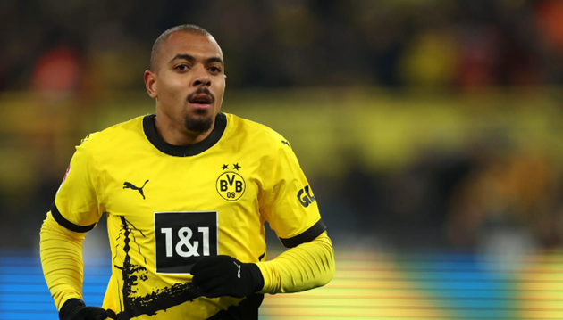 Manchester United consider swap deal for former Arsenal winger - Bóng Đá