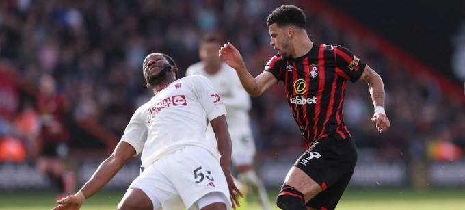 Sự bối rối của MU trên thị trường chuyển nhượng khiến họ thảm hại - Bóng Đá