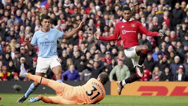 Man Utd cần làm gì để ngăn Man City giành cú ăn 3? - Bóng Đá