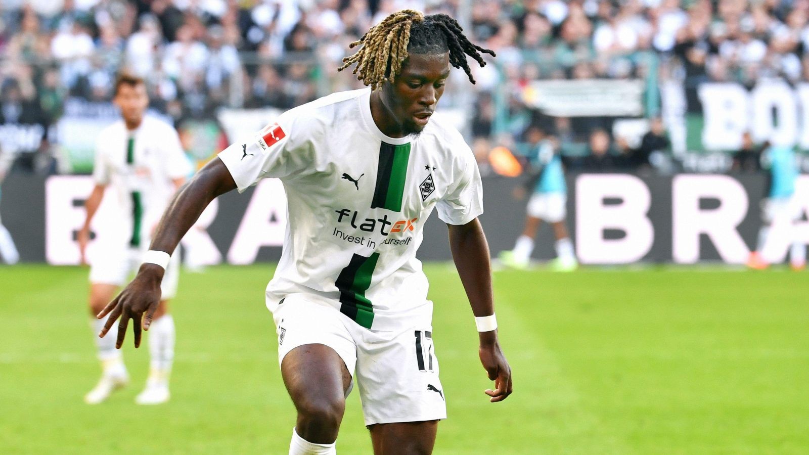 Man Utd will target Manu Kone if they fail to agree terms with Adrien Rabiot - Bóng Đá