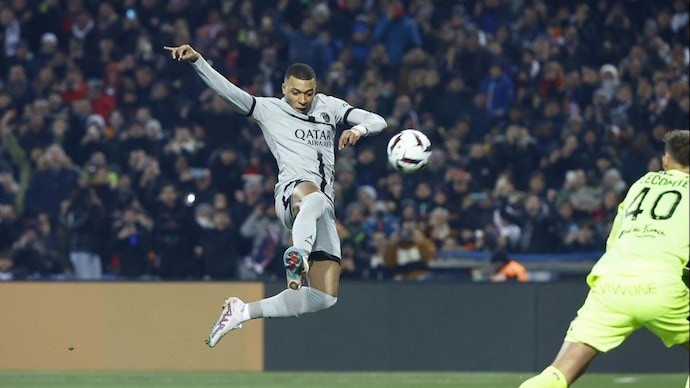 Mbappe sa sút - Bóng Đá