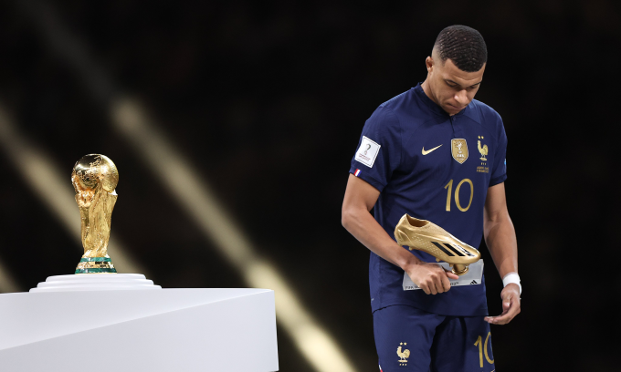 Mbappe breaks silent - Bóng Đá