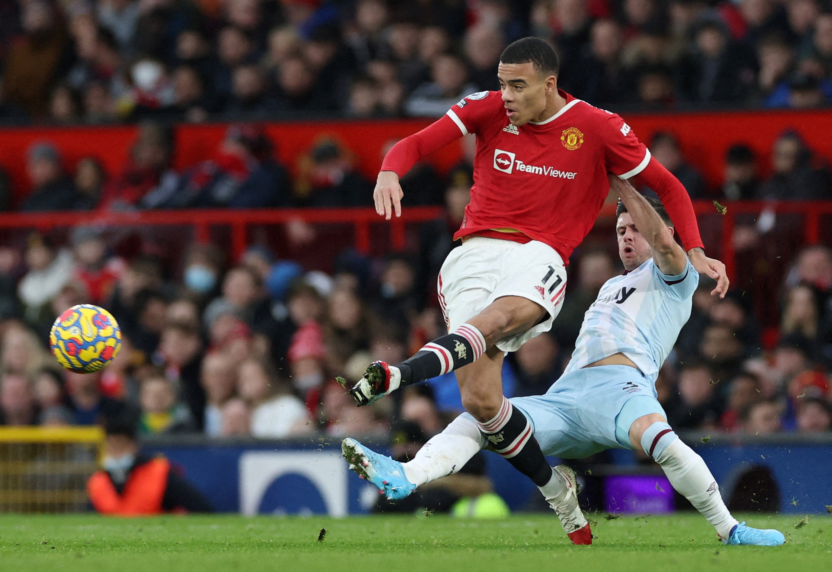Manchester United make shock squad choice involving Mason Greenwood - Bóng Đá