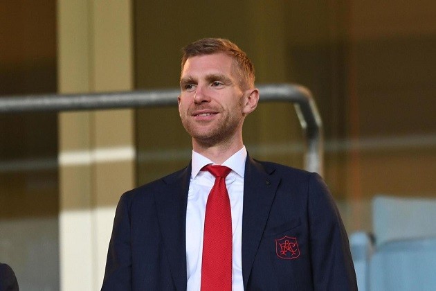 Giám đốc Mertesacker xác nhận sao trẻ đầu tiên sẽ rời Arsenal trong mùa Đông - Bóng Đá