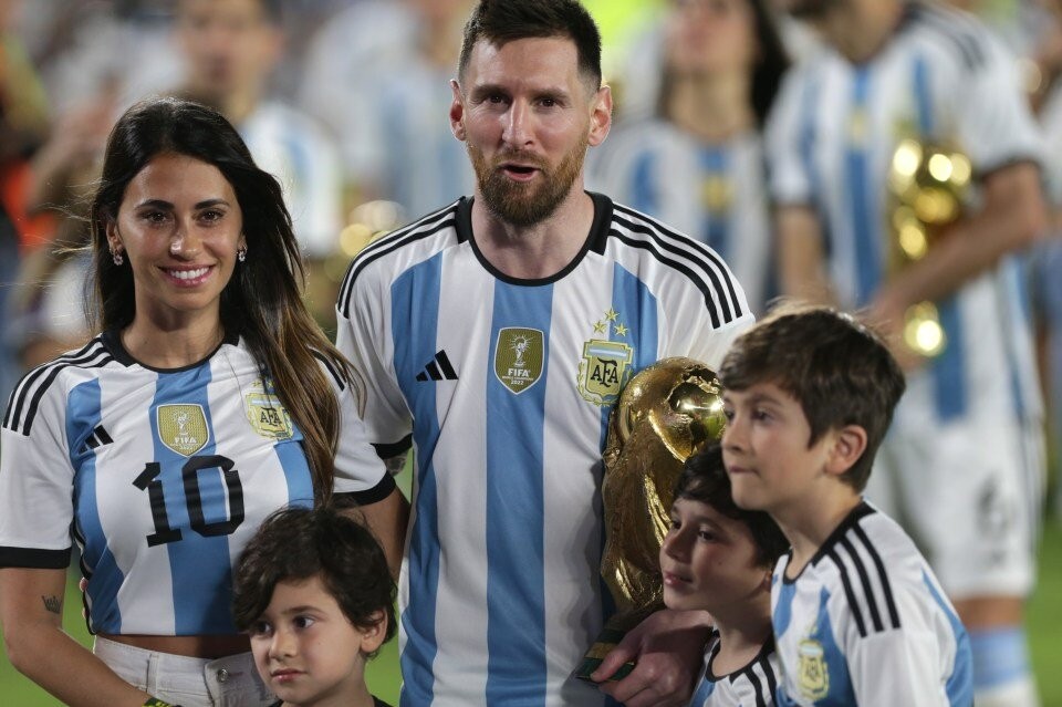 'Đột nhập' biệt thư 10 triệu đô Messi mới mua ở Miami - Bóng Đá