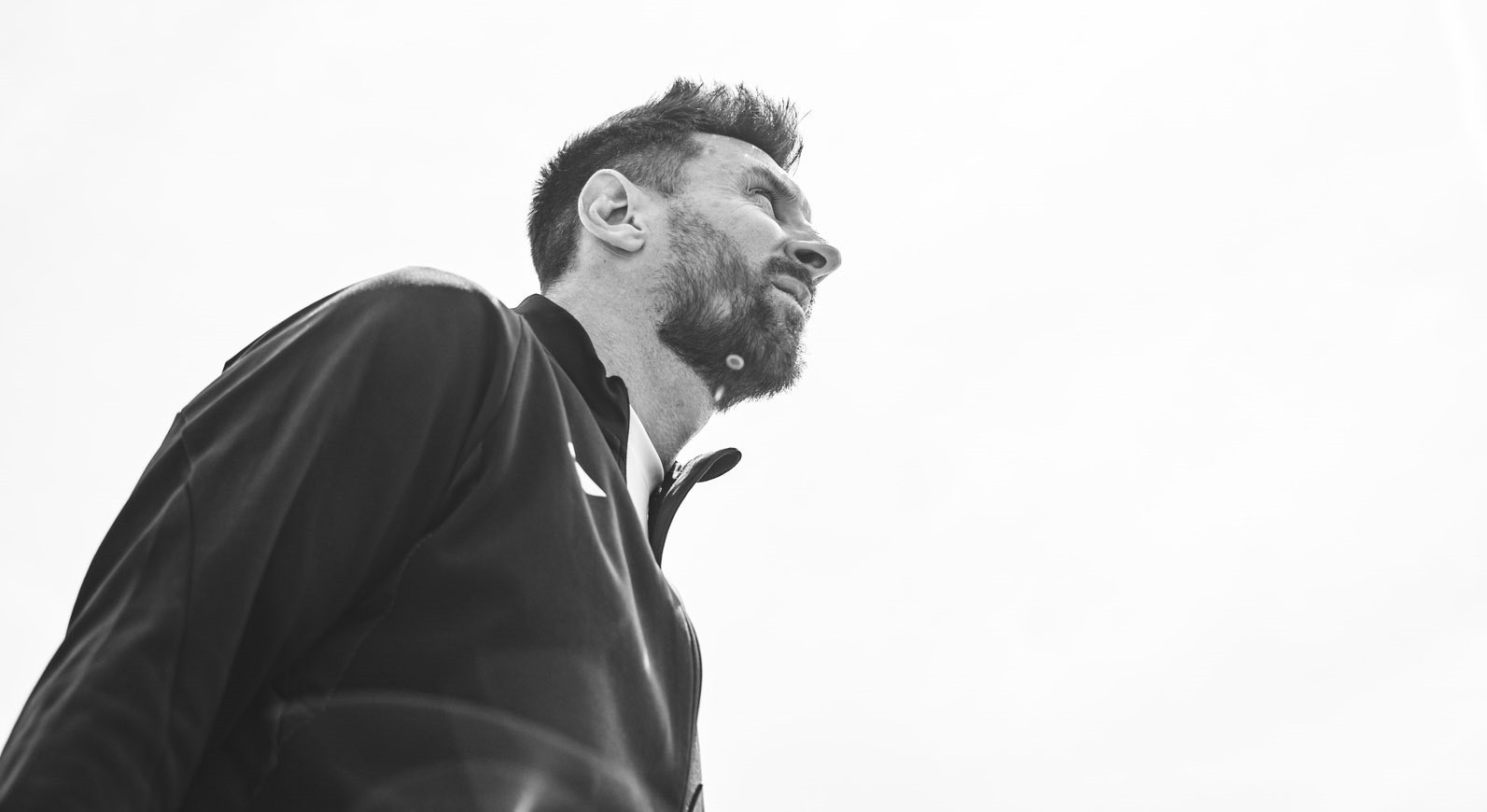 HLV Tata báo tin xấu Messi, fan Inter Miami đứng ngồi không yên - Bóng Đá