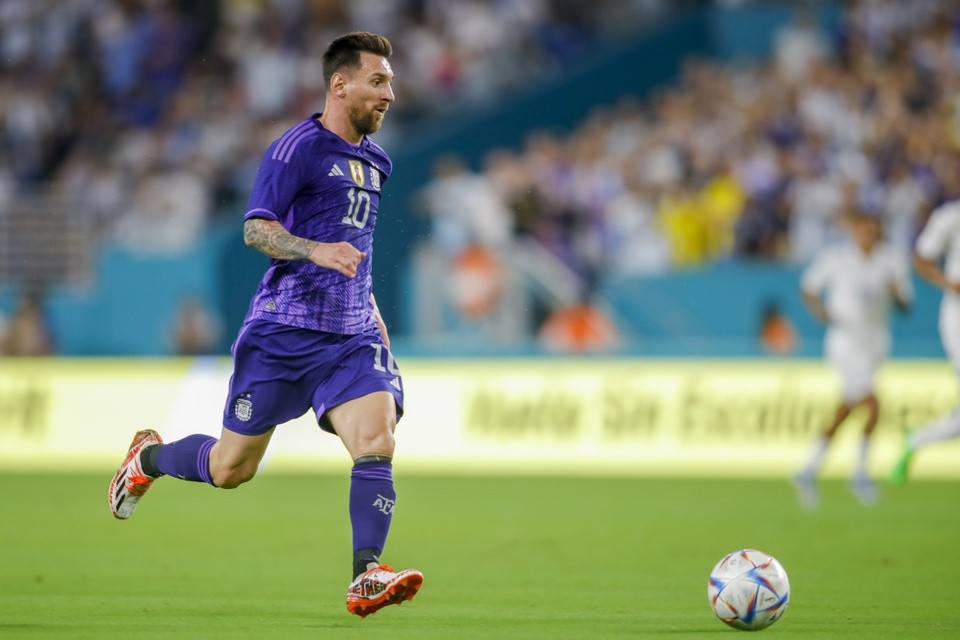 Những bến đỗ tiềm năng cho Lionel Messi - Bóng Đá