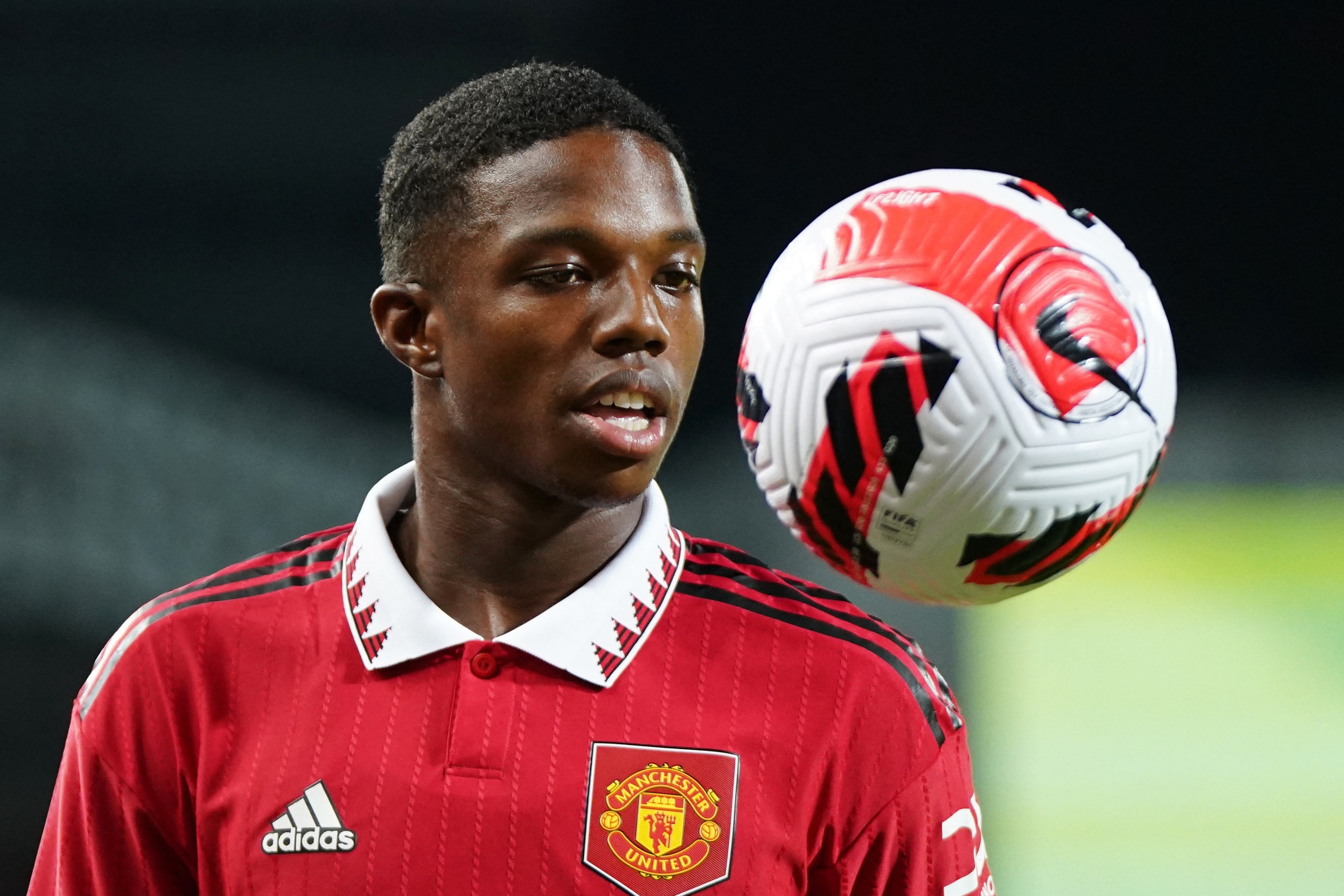 Cú sốc xuất hiện, Man United toang quá toang - Bóng Đá