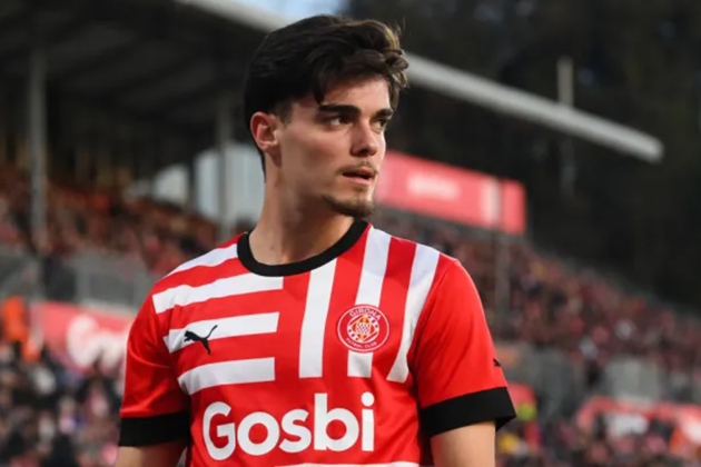 Arsenal in packed race for Girona left-back Miguel Gutierrez - Bóng Đá