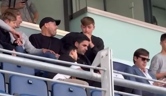 Mikel Arteta considering bringing former Manchester United star onto his Arsenal coaching staff - Bóng Đá