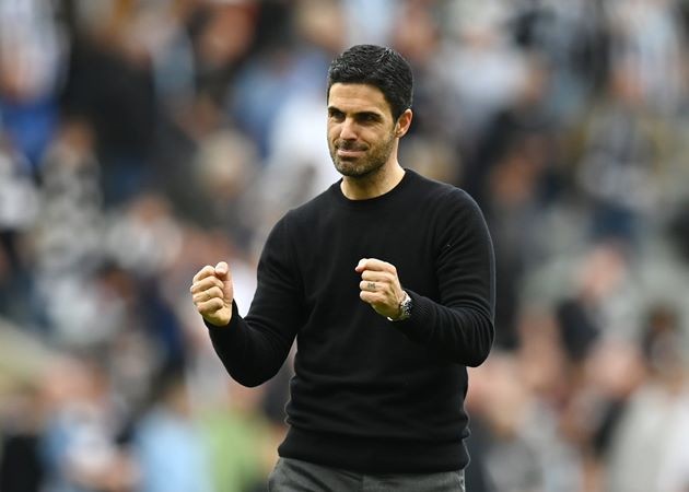 Vị thế khác biệt giúp Arsenal níu giữ 