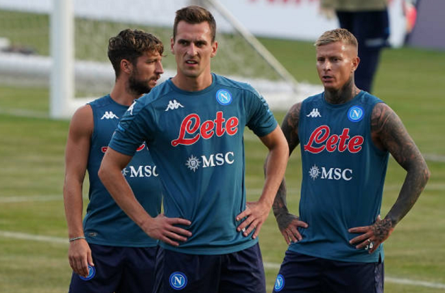 Muốn thách thức danh hiệu, Man Utd cần mua 5 cái tên ở chợ Đông - Bóng Đá