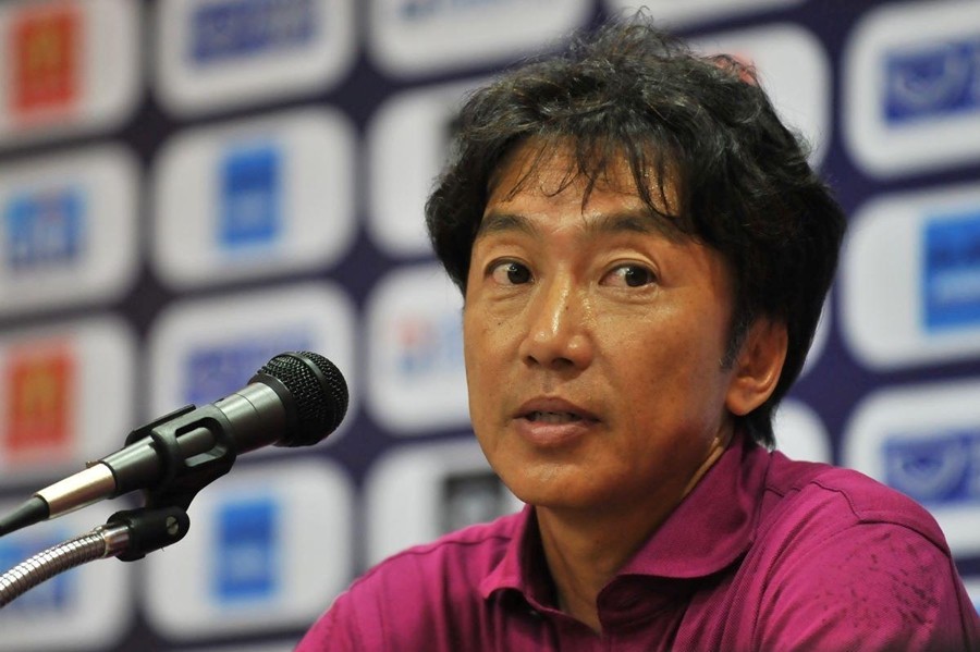 HLV Miura: Cầu thủ Việt Nam thường mang theo mì gói và ăn vào lúc nửa đêm - Bóng Đá